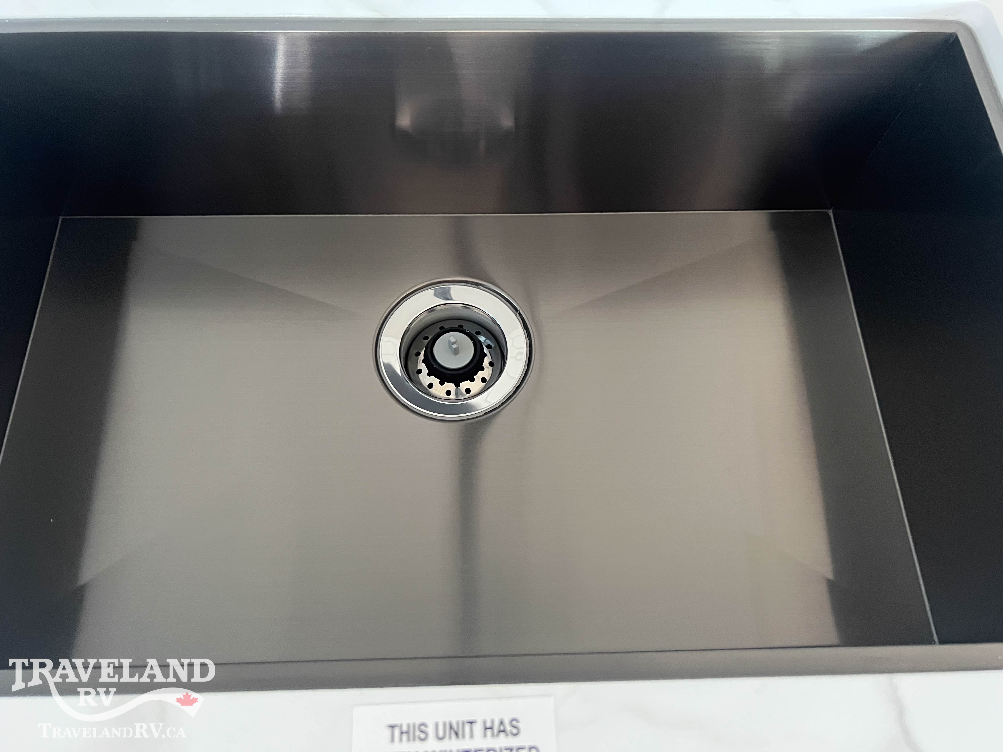 2027 Highland Ridge Roamer Light Duty 28DBSS - Image 20