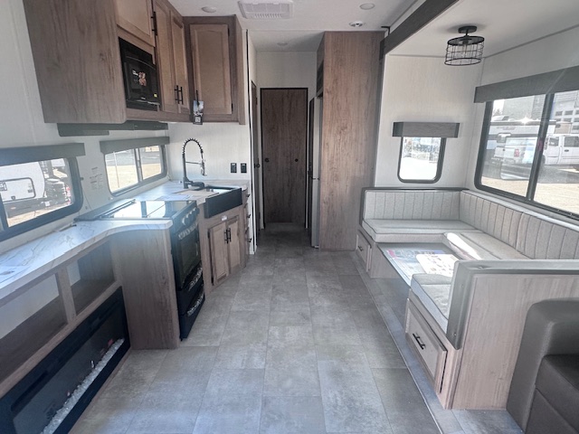 2025 CHEROKEE TIMBERWOLF 39TN - Image 8