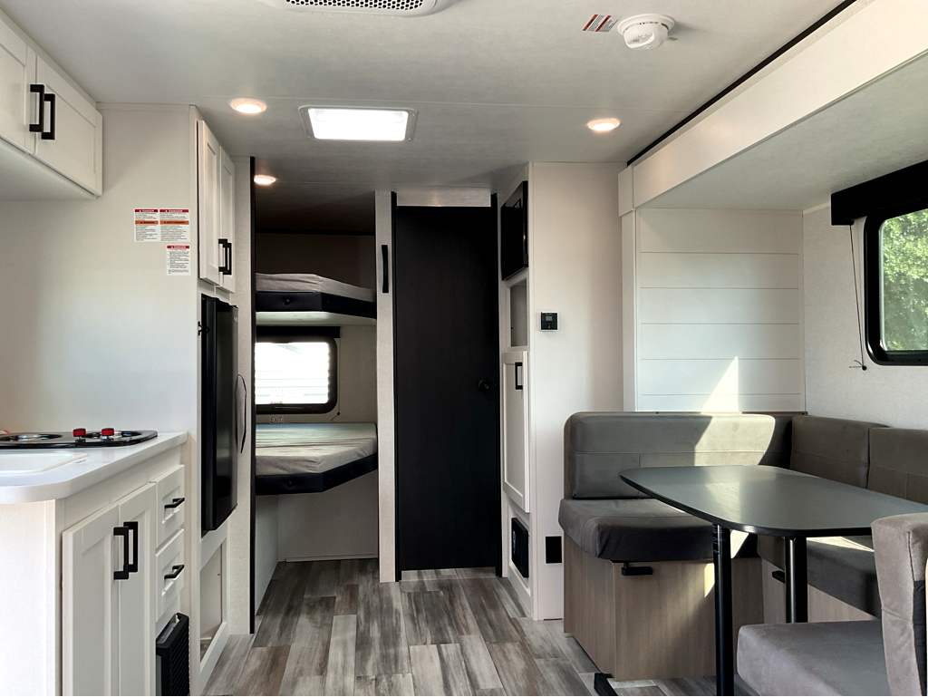 2026 JAYCO Jay Flight SLX 178 DBS - Image 4