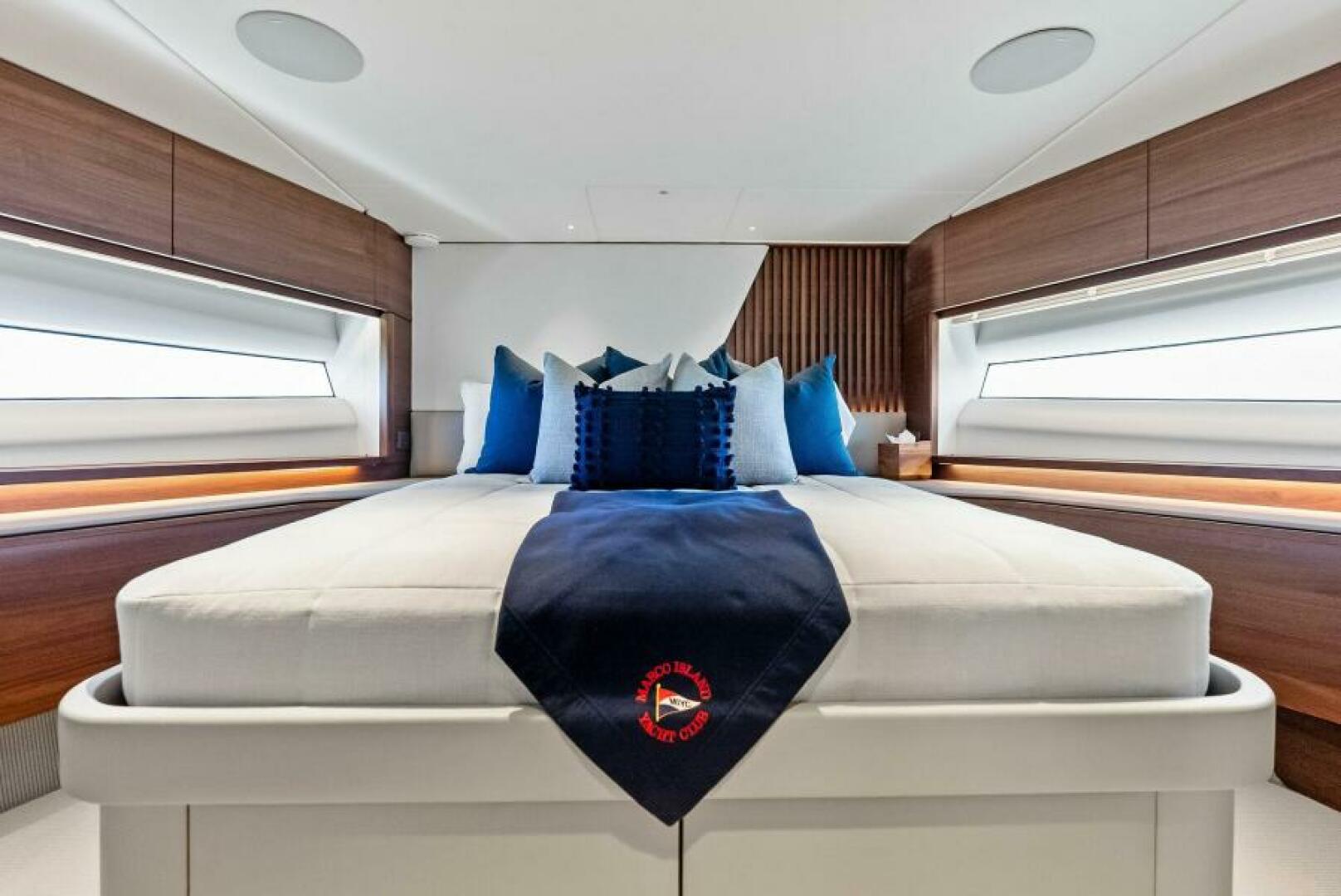 2024 Princess Y72 Motor Yacht - Image 40