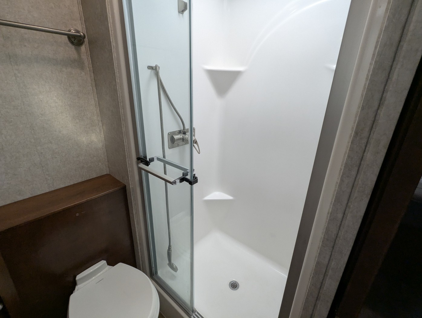 2019 Renegade RV Veracruz 35FWS - Image 13