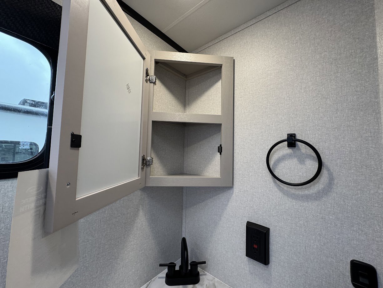 2026 JAYCO JAY FEATHER AIR 19MBS - Image 34
