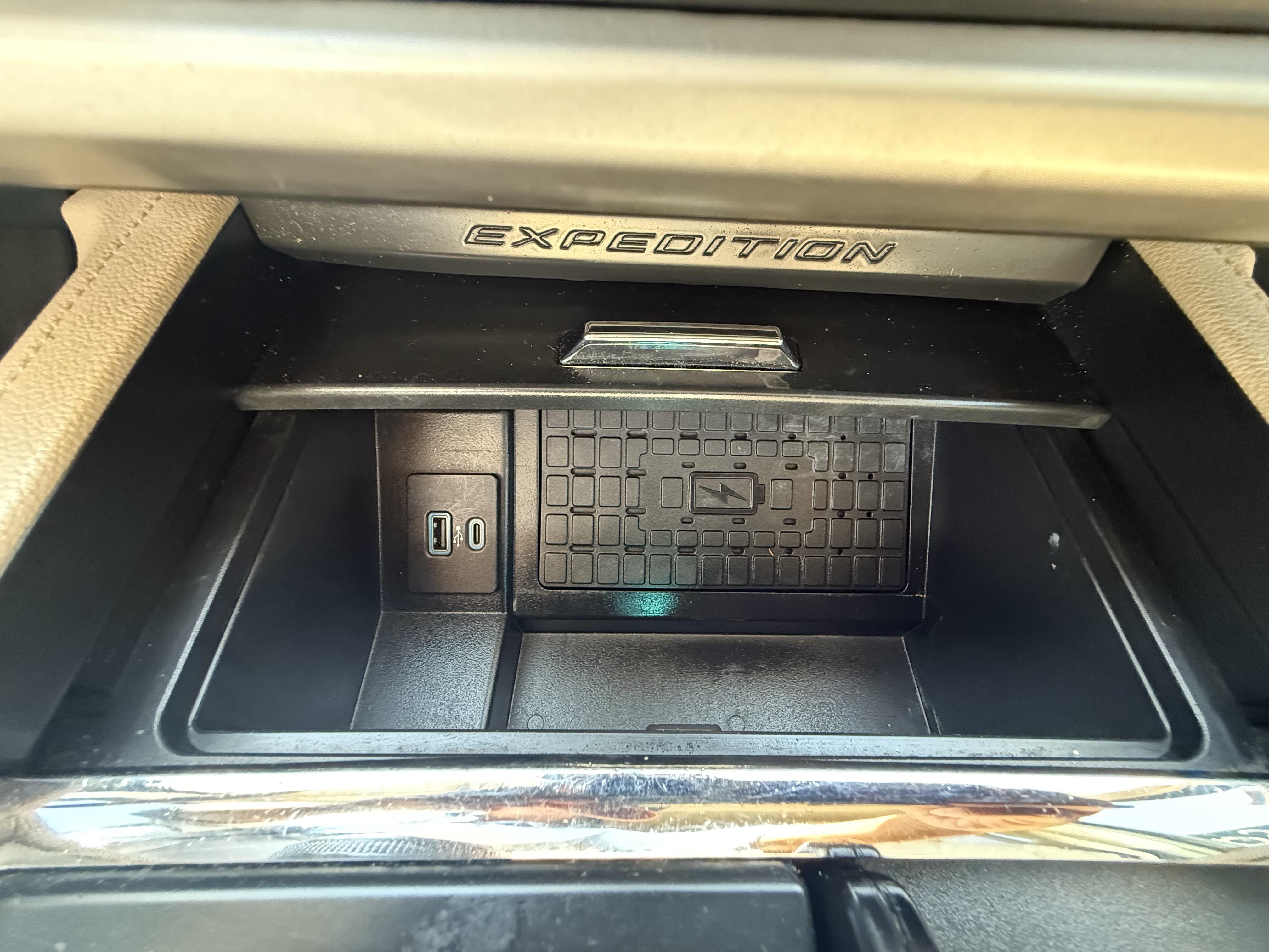2022 Ford Expedition 78357 - Image 28