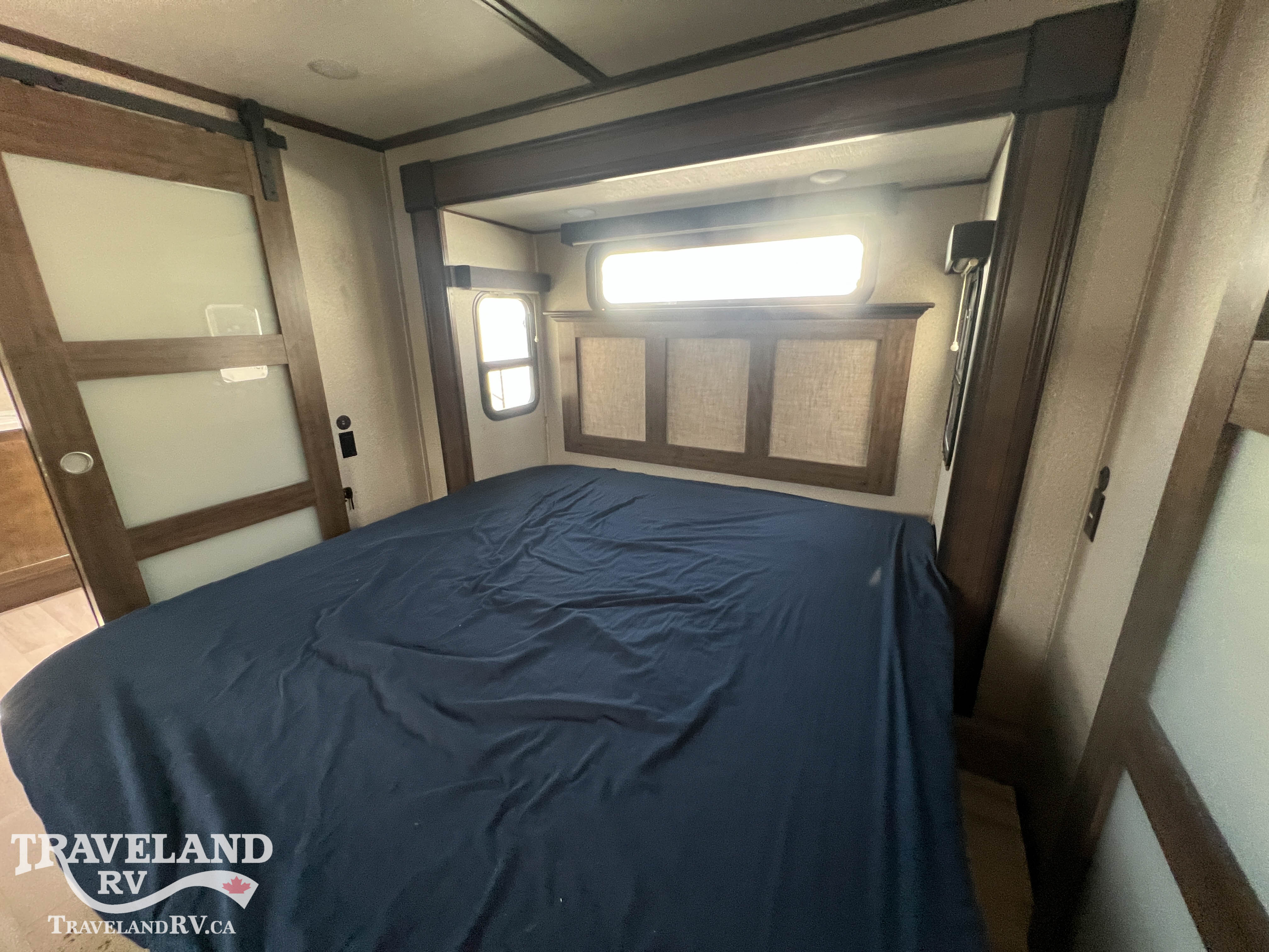 2021 Grand Design Solitude 380FL - Image 17