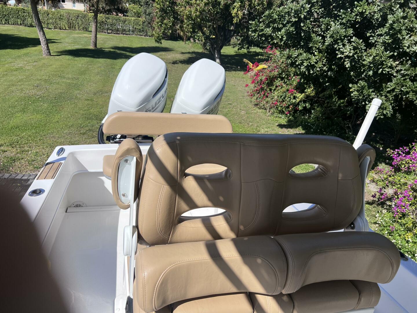 2022 Dusky 278 CENTER CONSOLE - Image 14