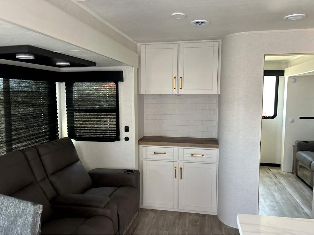 2027 JAYCO EAGLE 312BHOK - Image 11