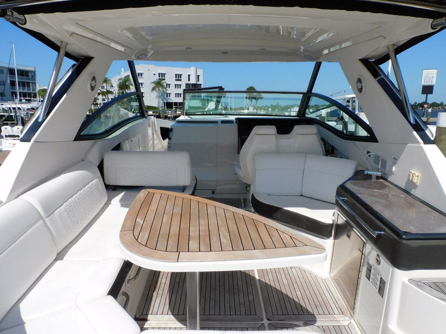 2018 Sea Ray Sundancer 320 - Image 29