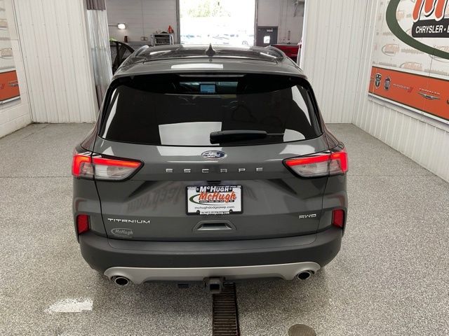 2022 Ford Escape Utility 4D Titanium AWD - Image 6