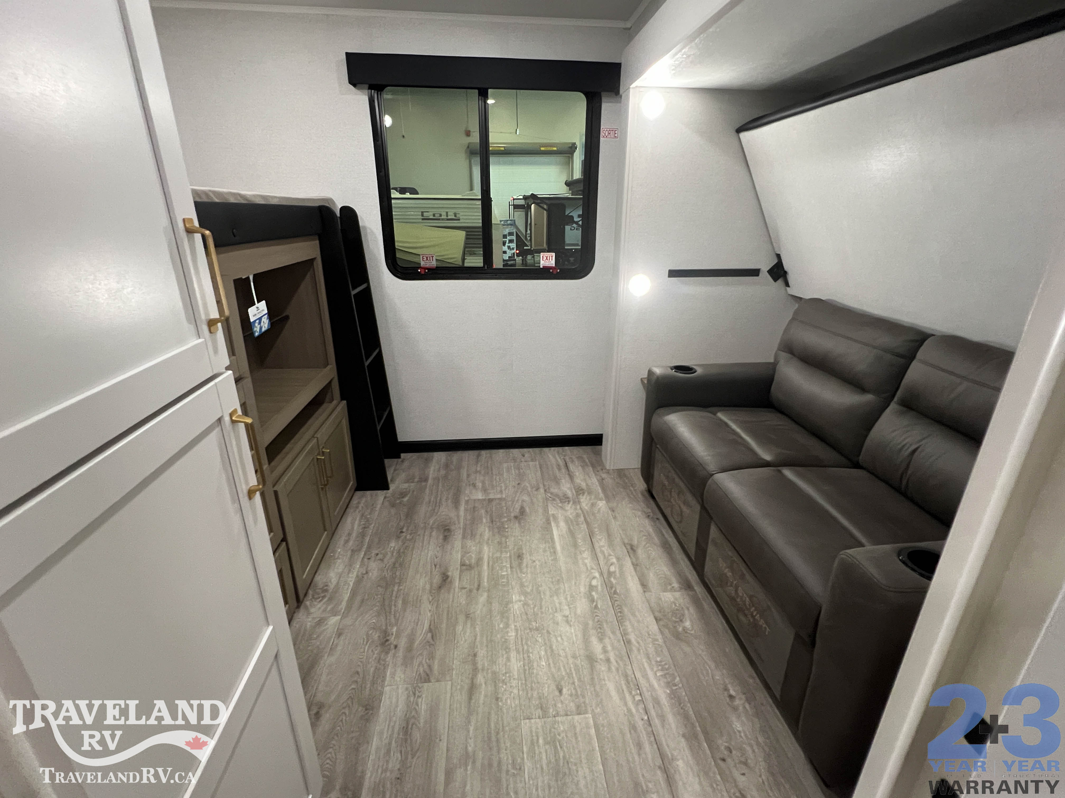 2027 Jayco Eagle 312BHOK - Image 29