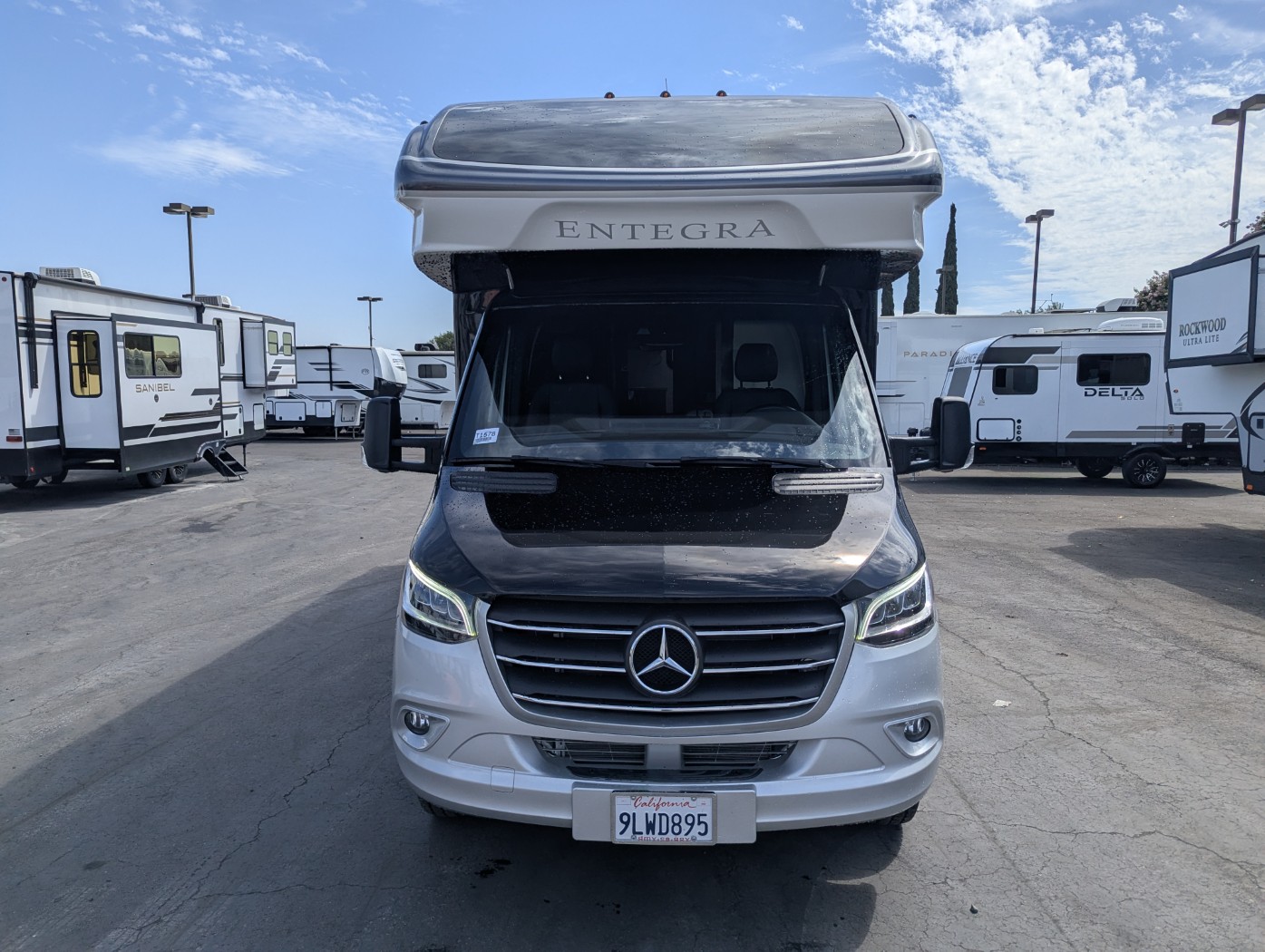 2024 Entegra Coach Qwest 24R - Image 2