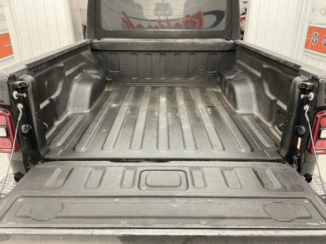 2020 Jeep Gladiator Crew Cab Rubicon 4WD - Image 7