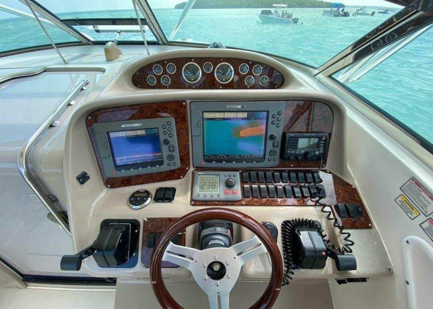 2001 Sea Ray 340 Amberjack - Image 16