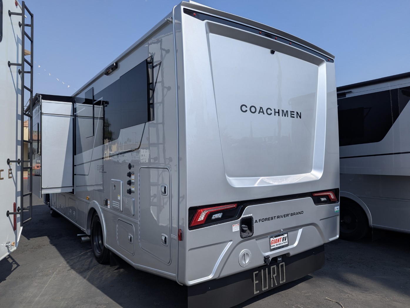 2026 Coachmen Euro 25TB - Image 4