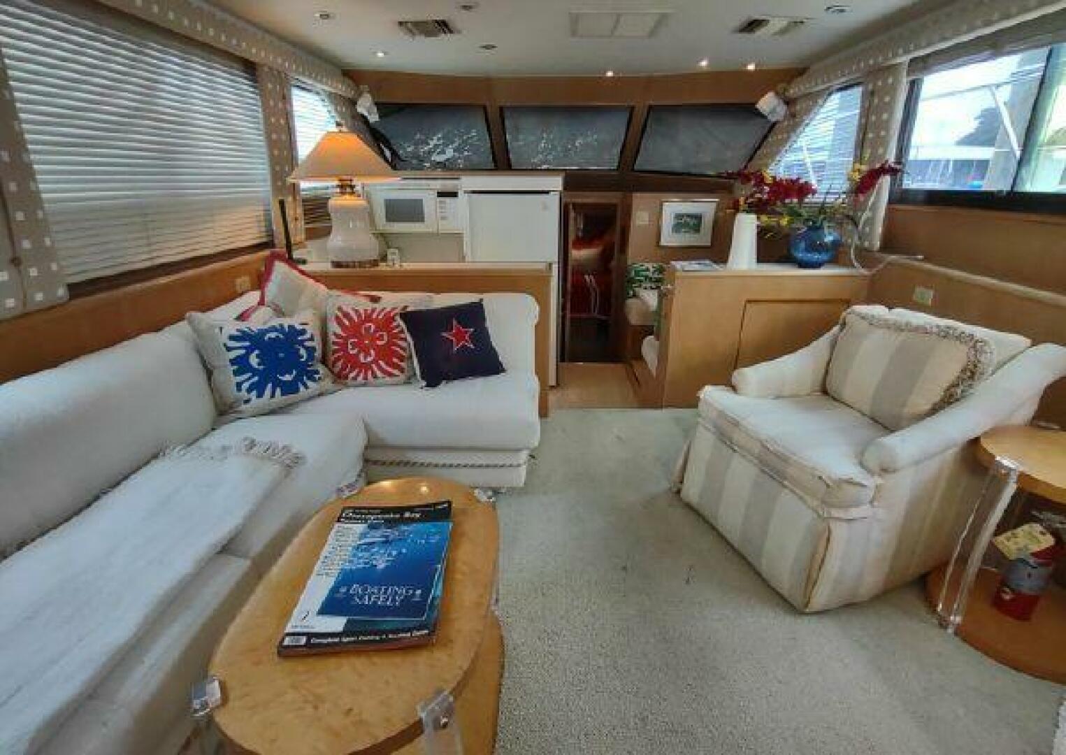 1996 Hatteras 50' Sport Deck - Image 25