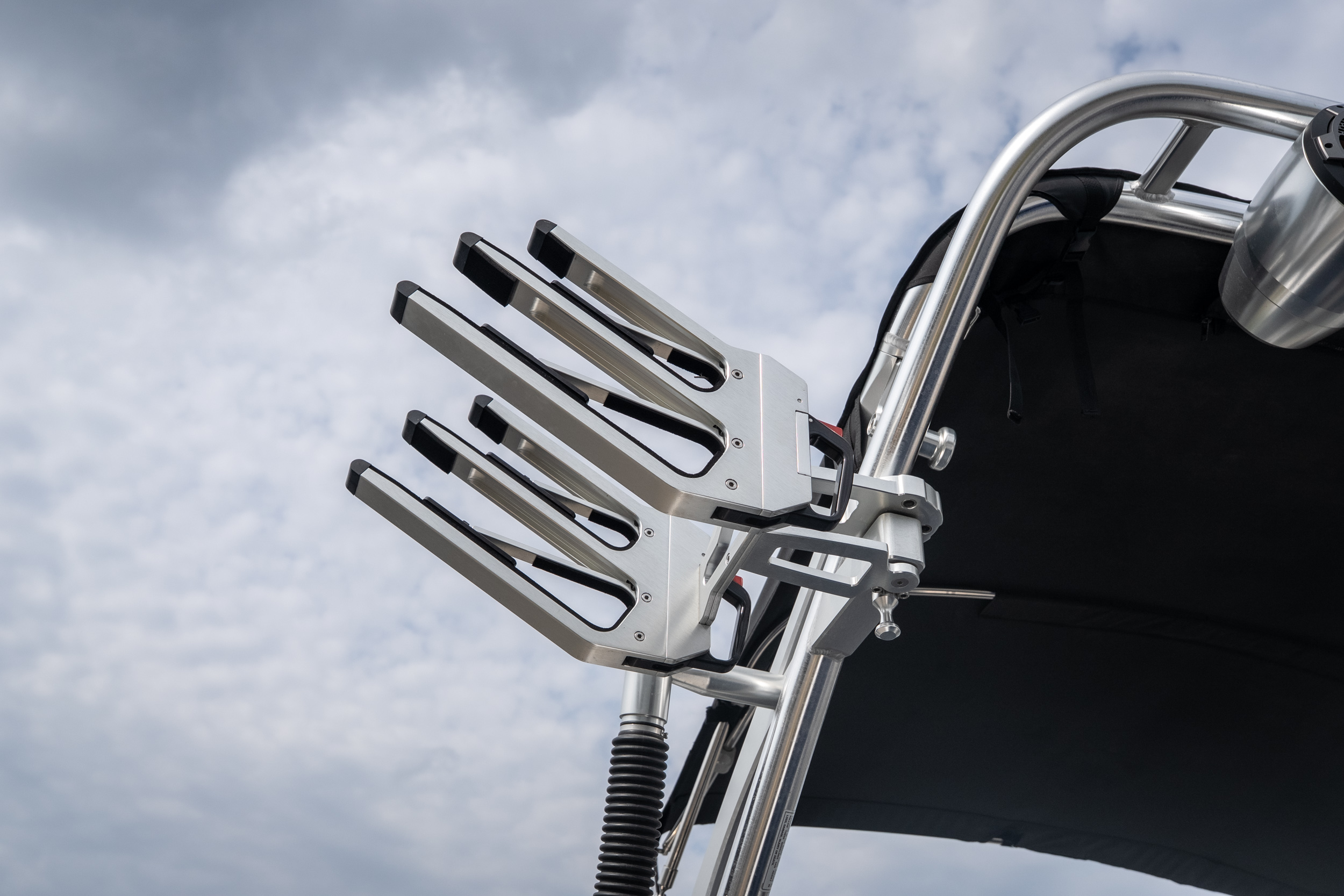 2021 MasterCraft X24 - Image 20