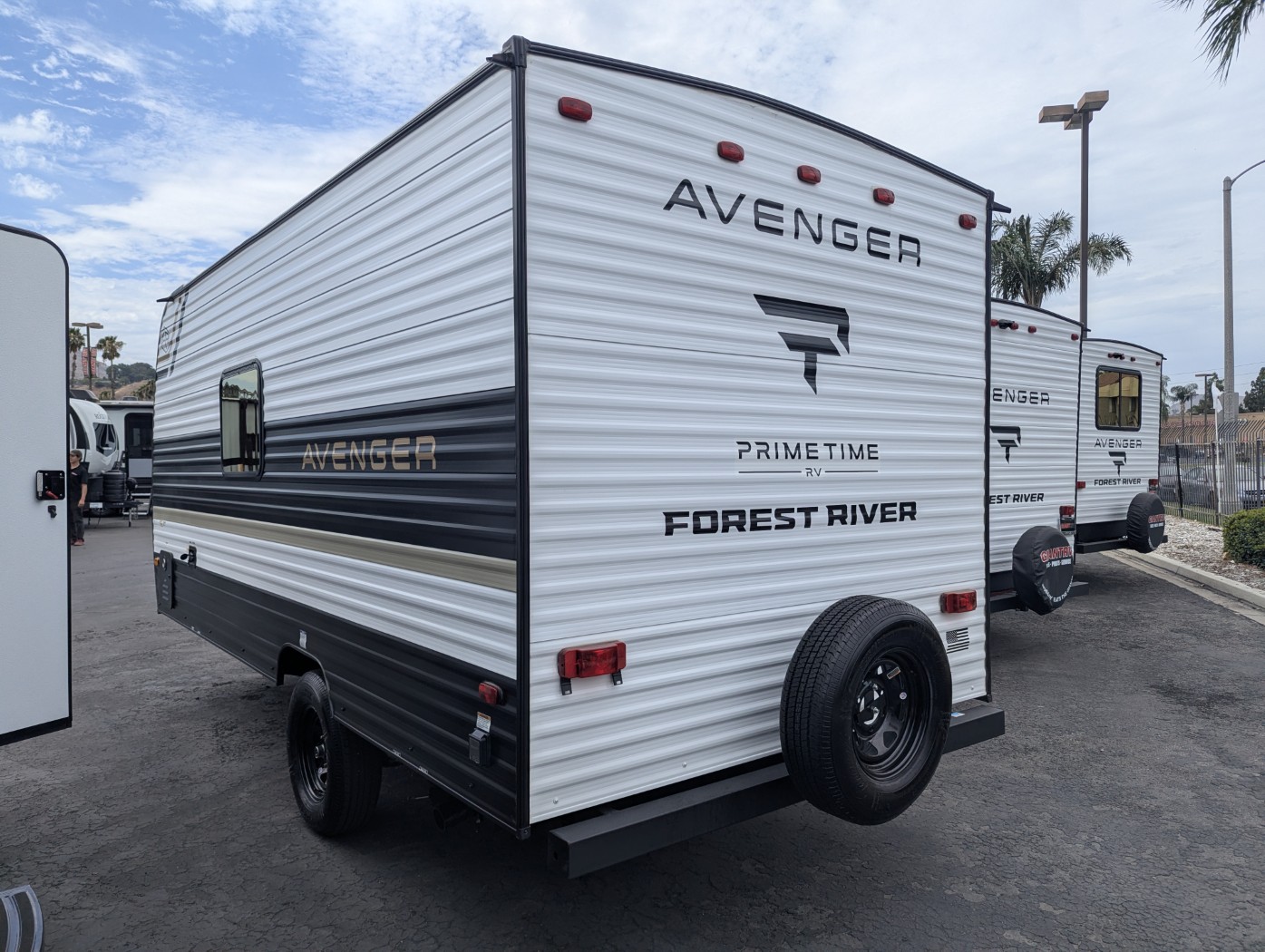 2027 Forest River Avenger LT 16BHX - Image 4