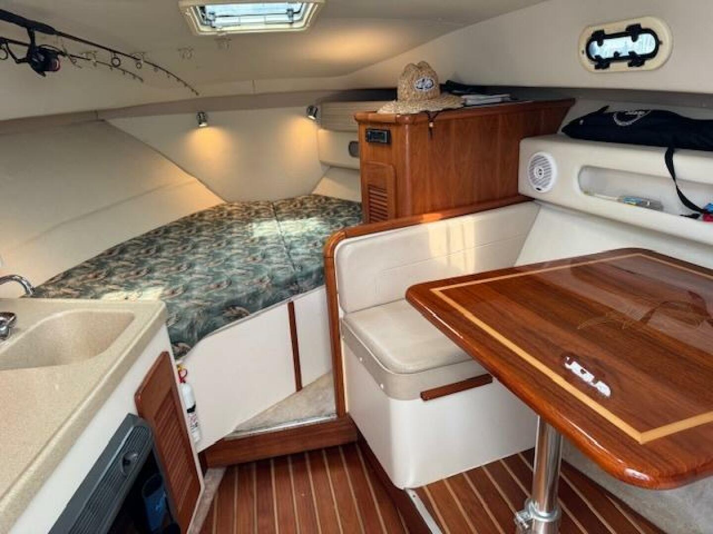 2002 Pursuit 3000 Express - Image 24
