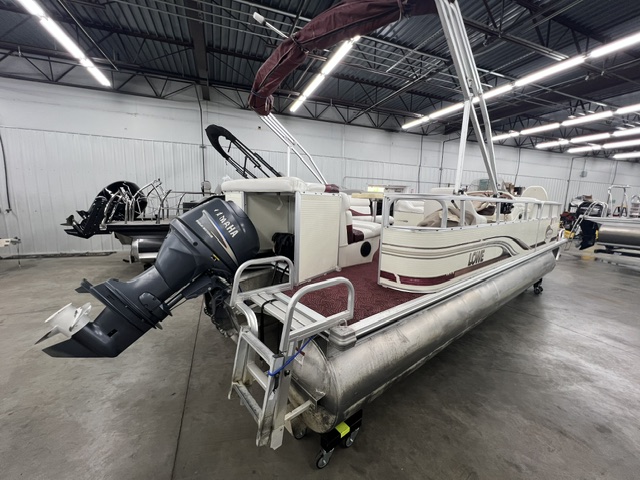 2002 LOWE SUNCRUISER TR220 - Image 4