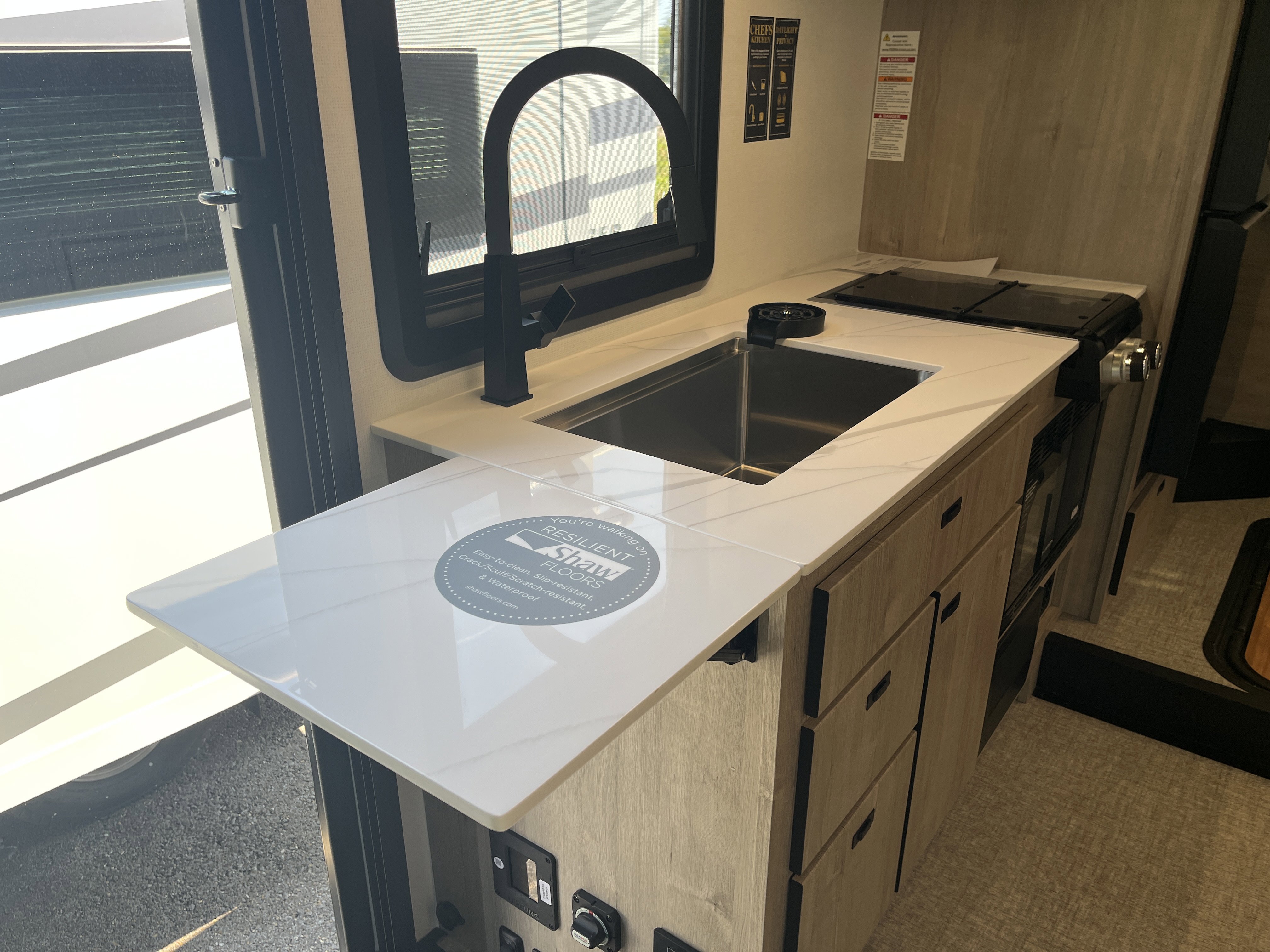2026 Grand Design Lineage Series M 25TK - Image 30