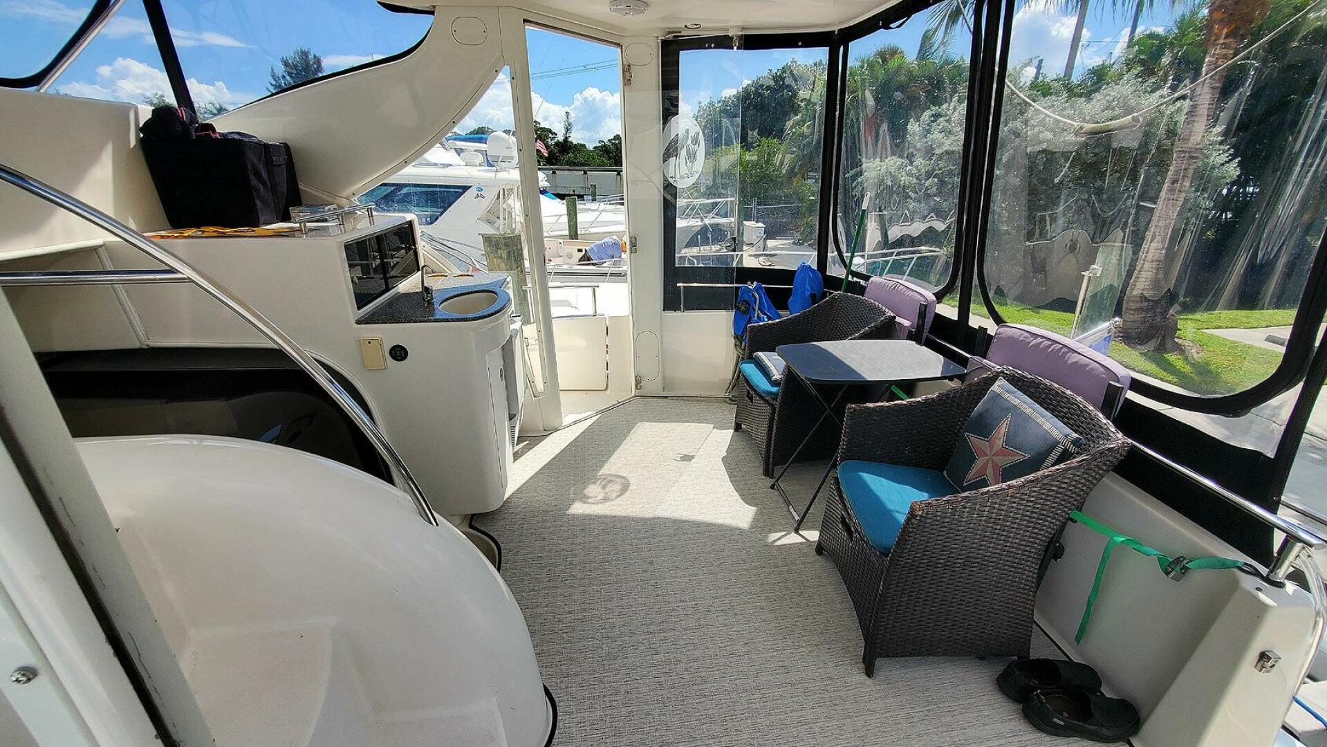 2004 Meridian 408 - Image 7