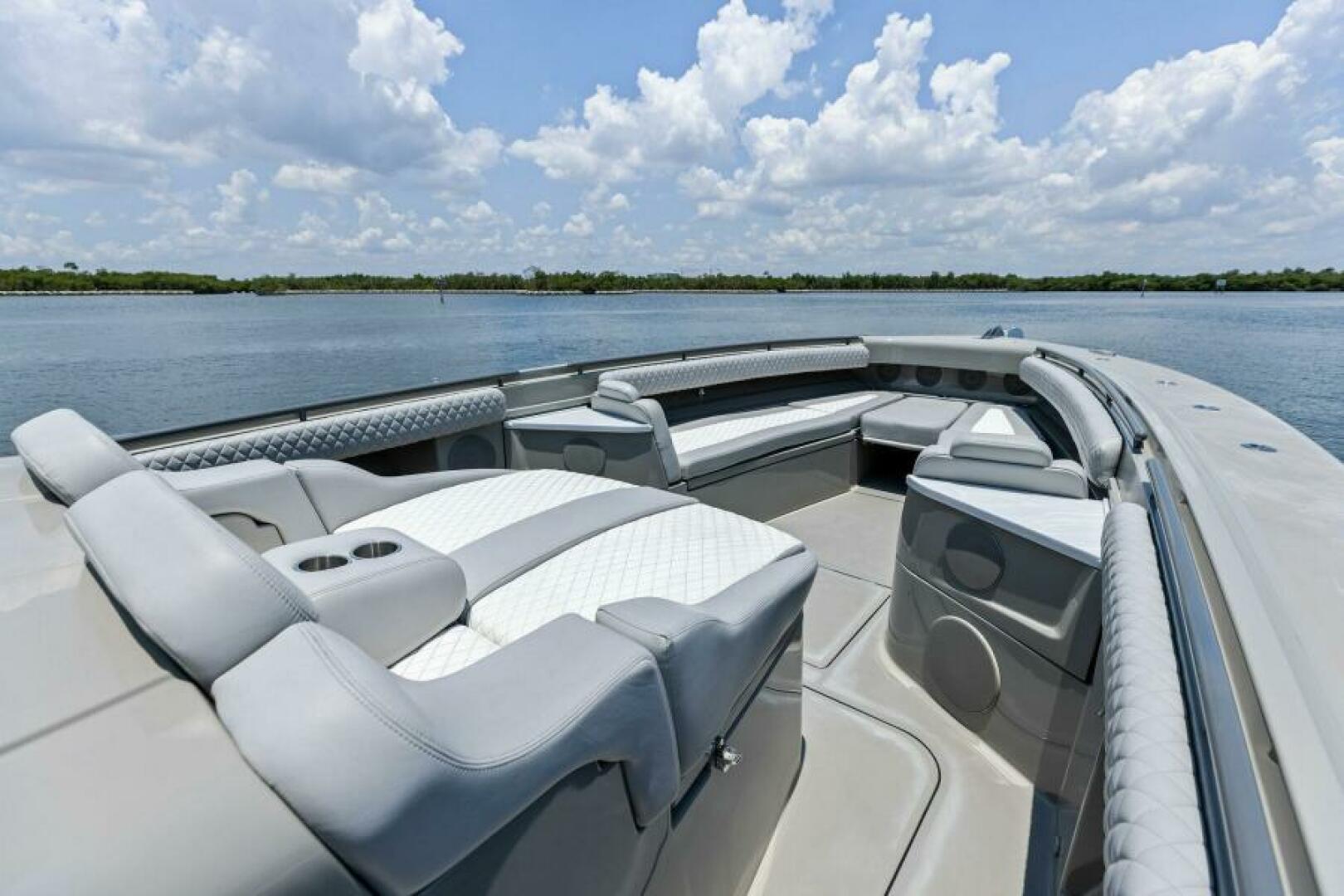 2023 HCB 53 Suenos - Image 18