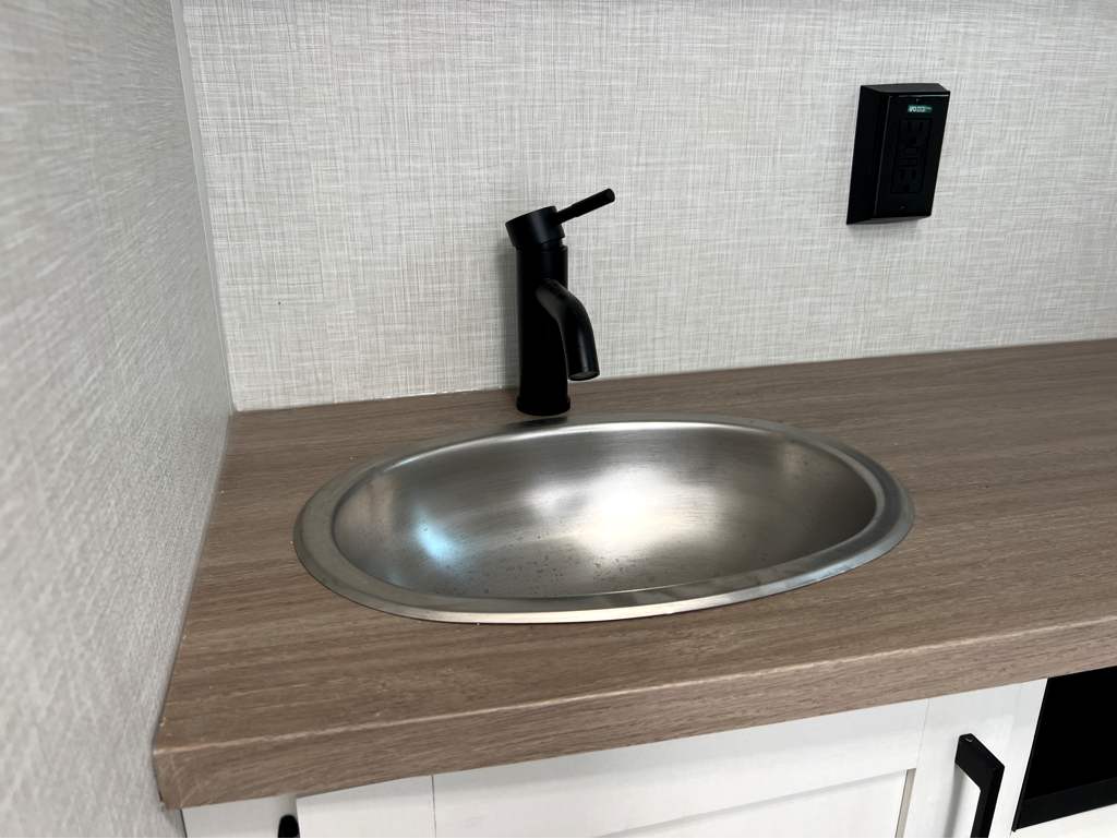 2026 VENTURE RV SIENNA 251VRB - Image 18
