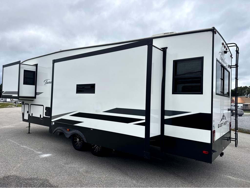 2024 EAST TO WEST TANDARA 320RL - Image 6