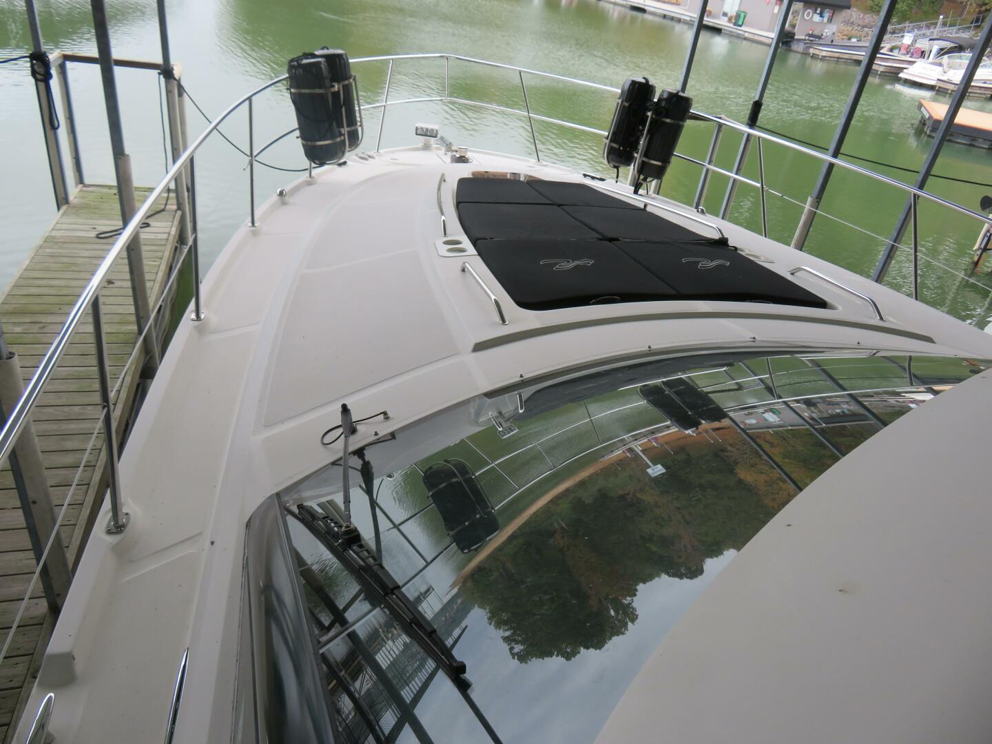 2015 Sea Ray - Image 31