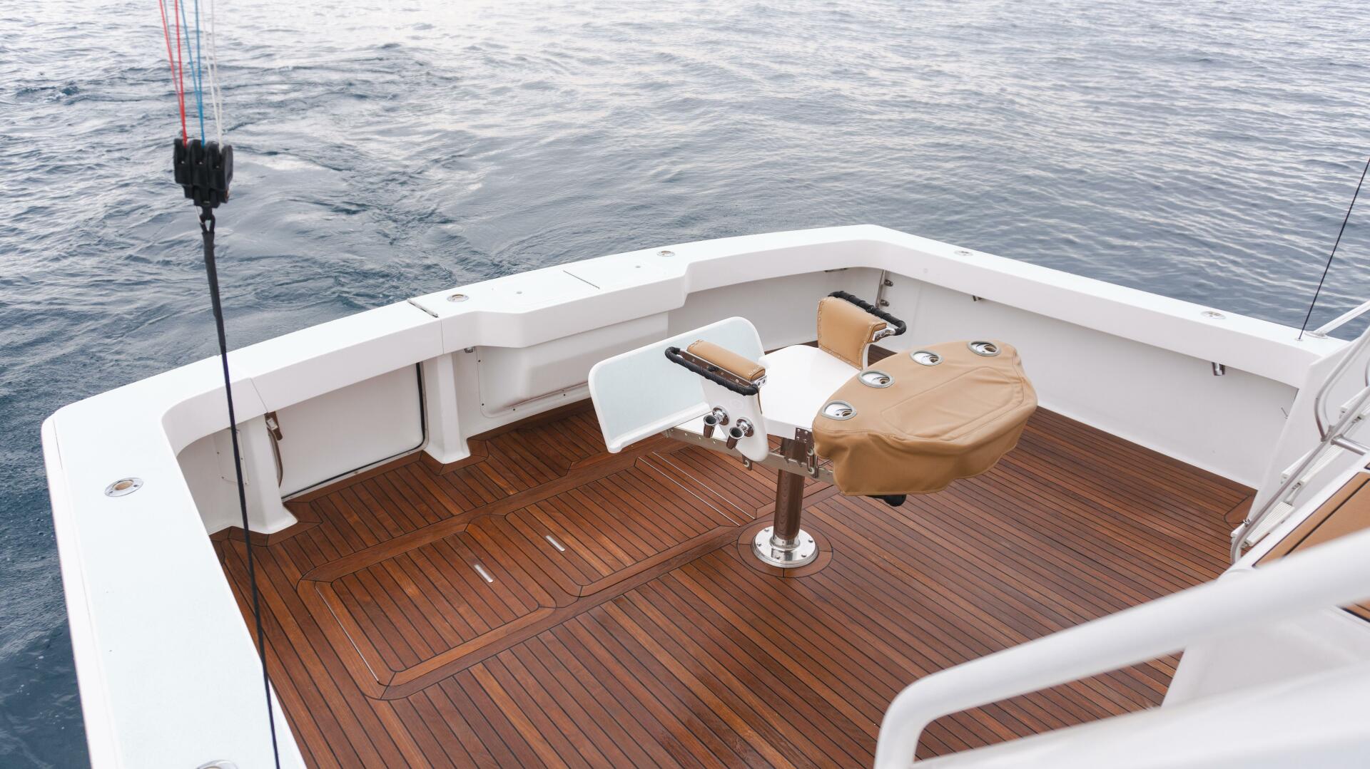2000 Viking 55 Convertible - Image 3