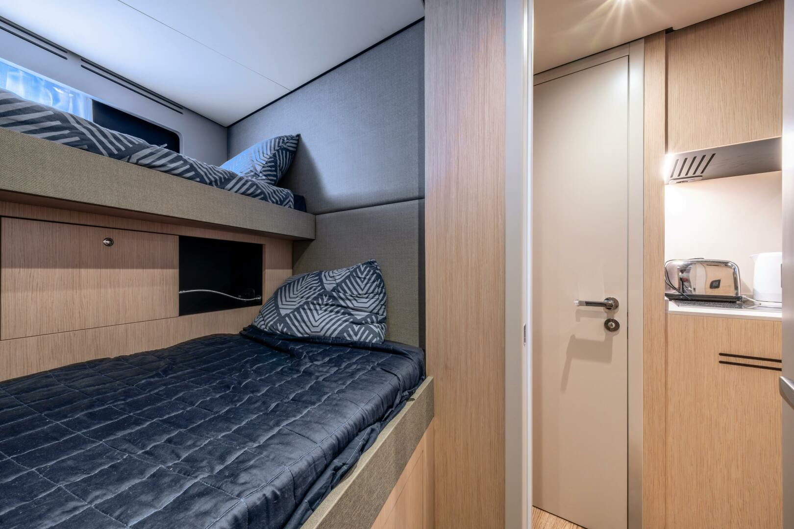 2025 Ferretti Yachts Ferretti 940 - Image 36