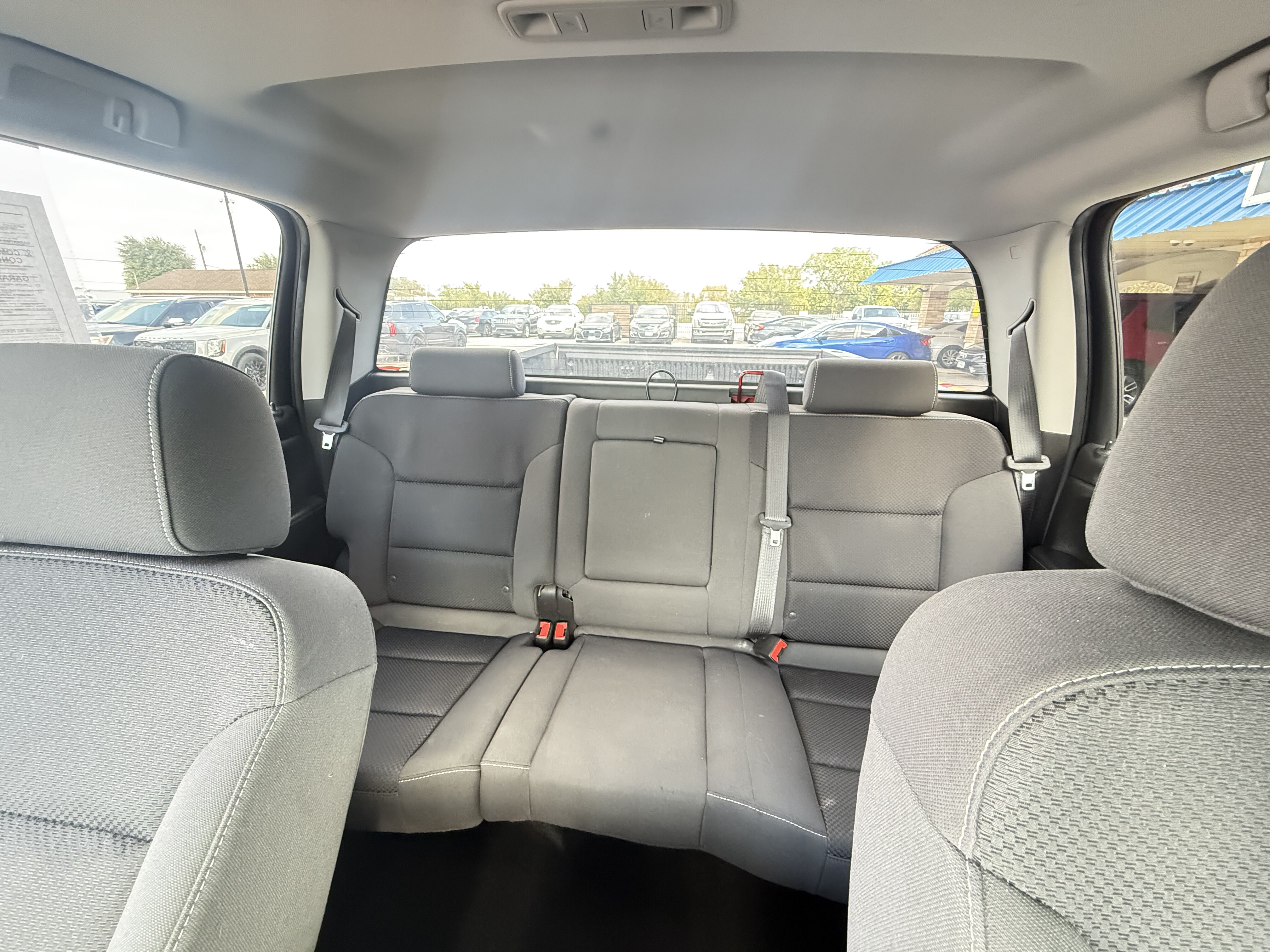 2018 Chevrolet Silverado 1500 Crew Cab LT 4WD - Image 23