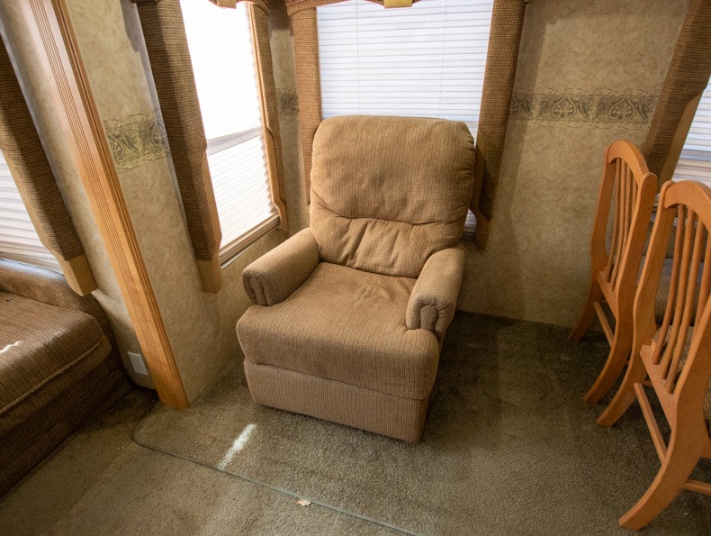 2005 CrossRoads Paradise Point 30RL - Image 7