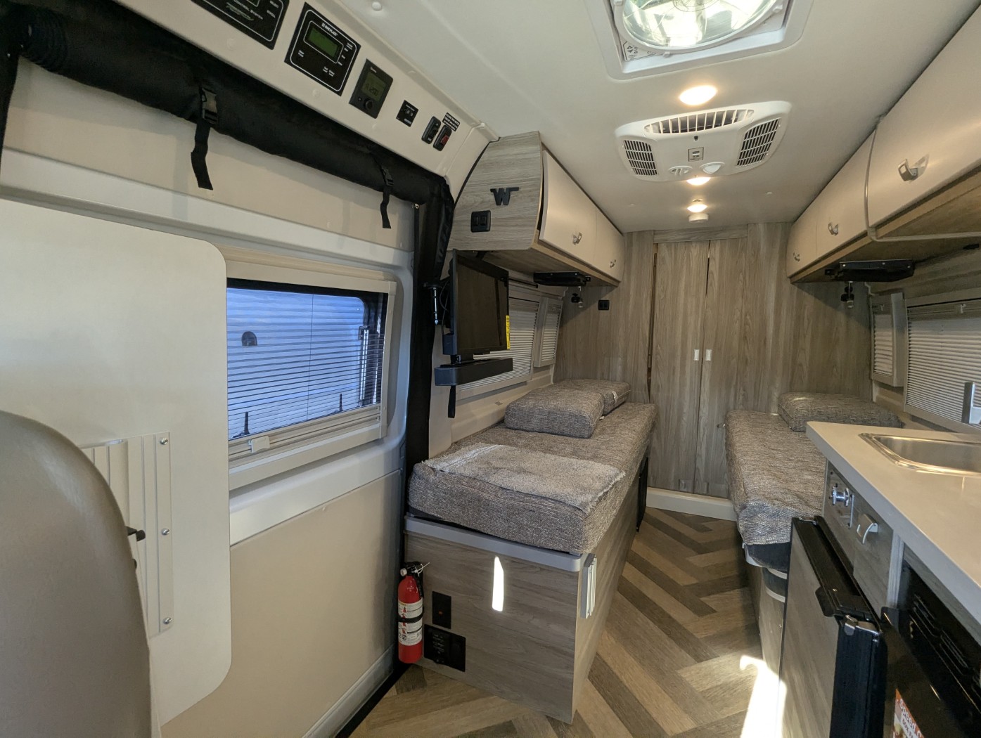 2026 Winnebago Travato 59K - Image 15