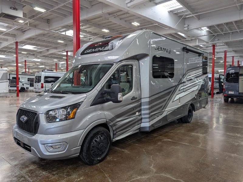 2025 Thor Motor Coach Gemini AWD 24JG - Image 4