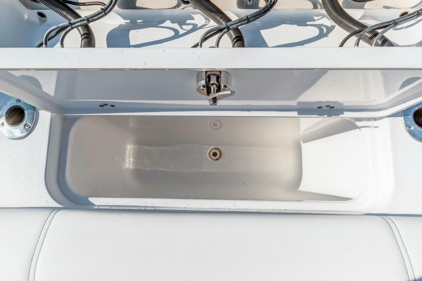 2022 Sportsman Open 352 Center Console - Image 47