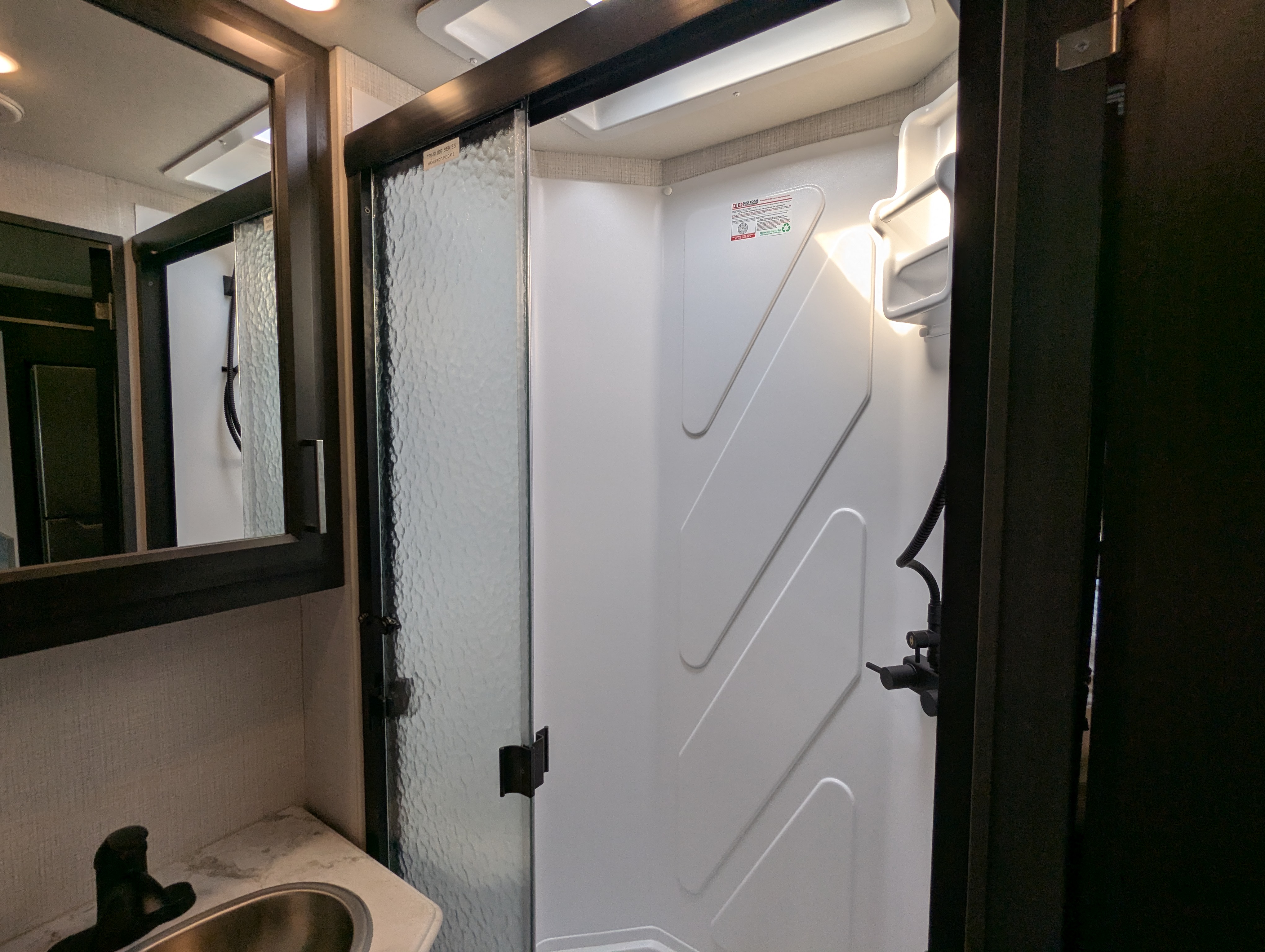 2026 Fleetwood Flair 29M - Image 25