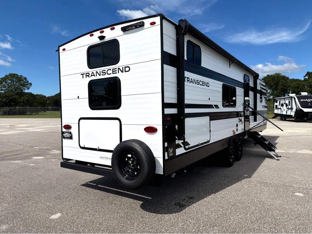 2027 GRAND DESIGN TRANSCEND 295QBT - Image 6