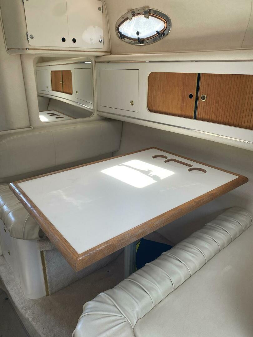 1999 Sea Ray Sundancer - Image 5
