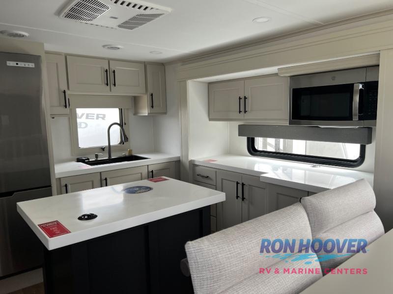 2026 GRAND DESIGN 390RK - Image 11