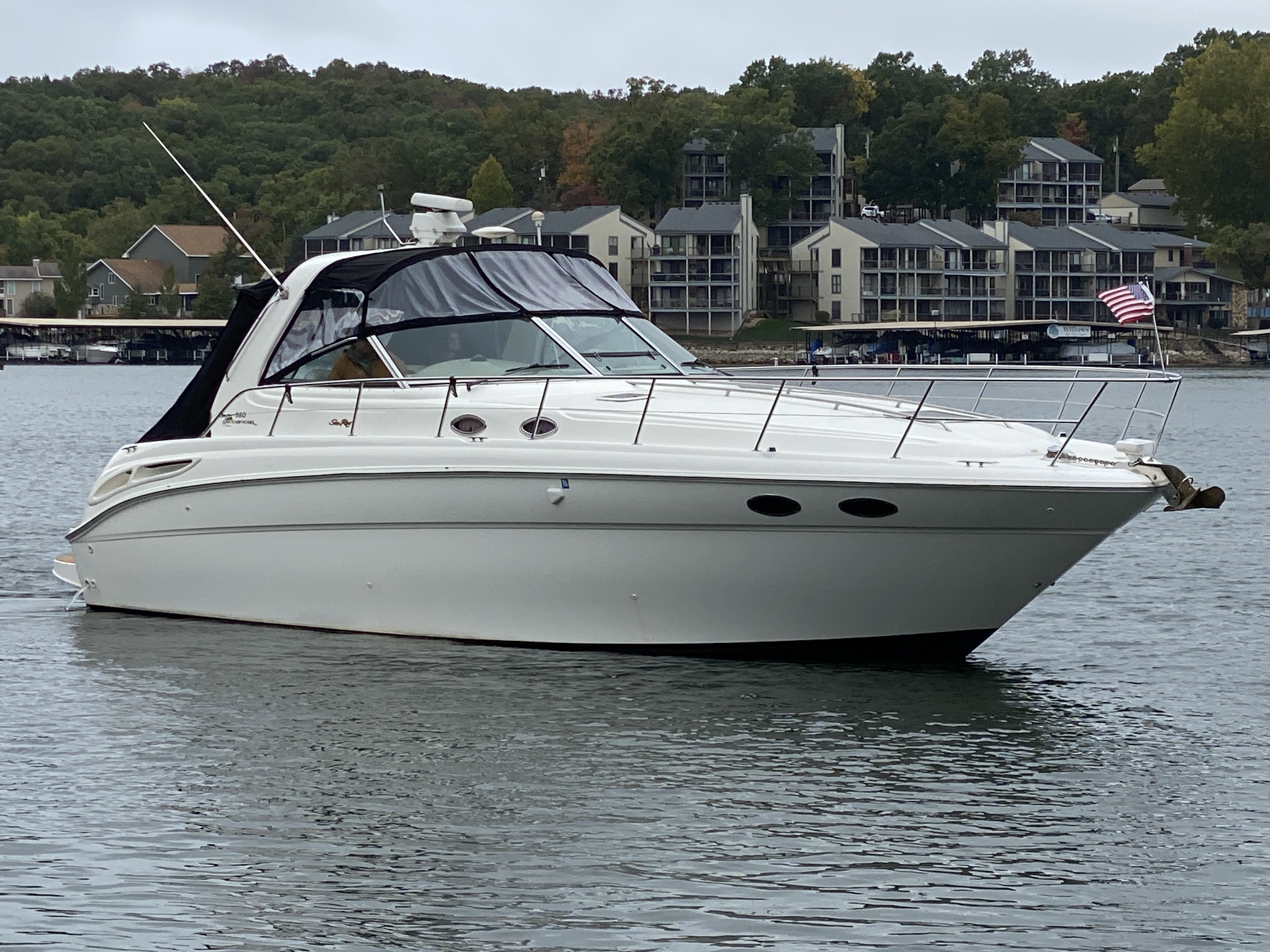 1999 Sea Ray 380 Sundancer - Image 34