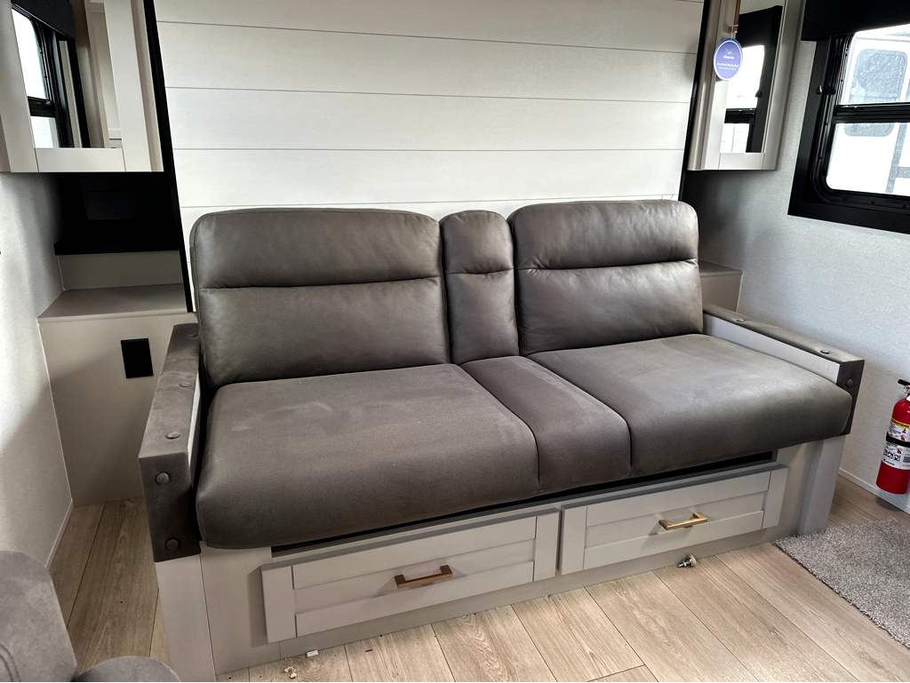 2027 JAYCO JAY FEATHER 21MML - Image 13