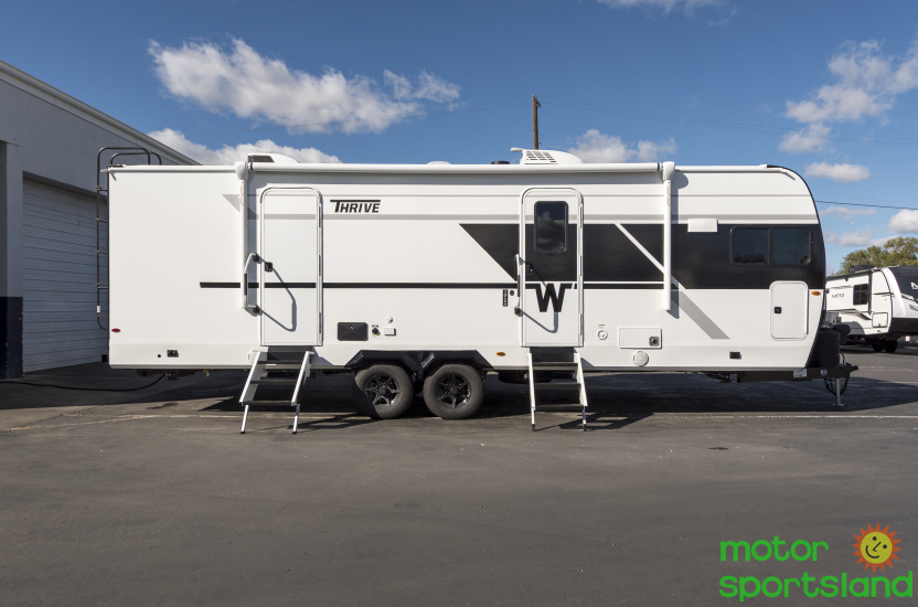 2026 Winnebago Thrive 26FKD - Image 2
