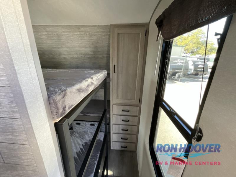 2026 COACHMEN CATALINA 333DBDSCKLE - Image 14