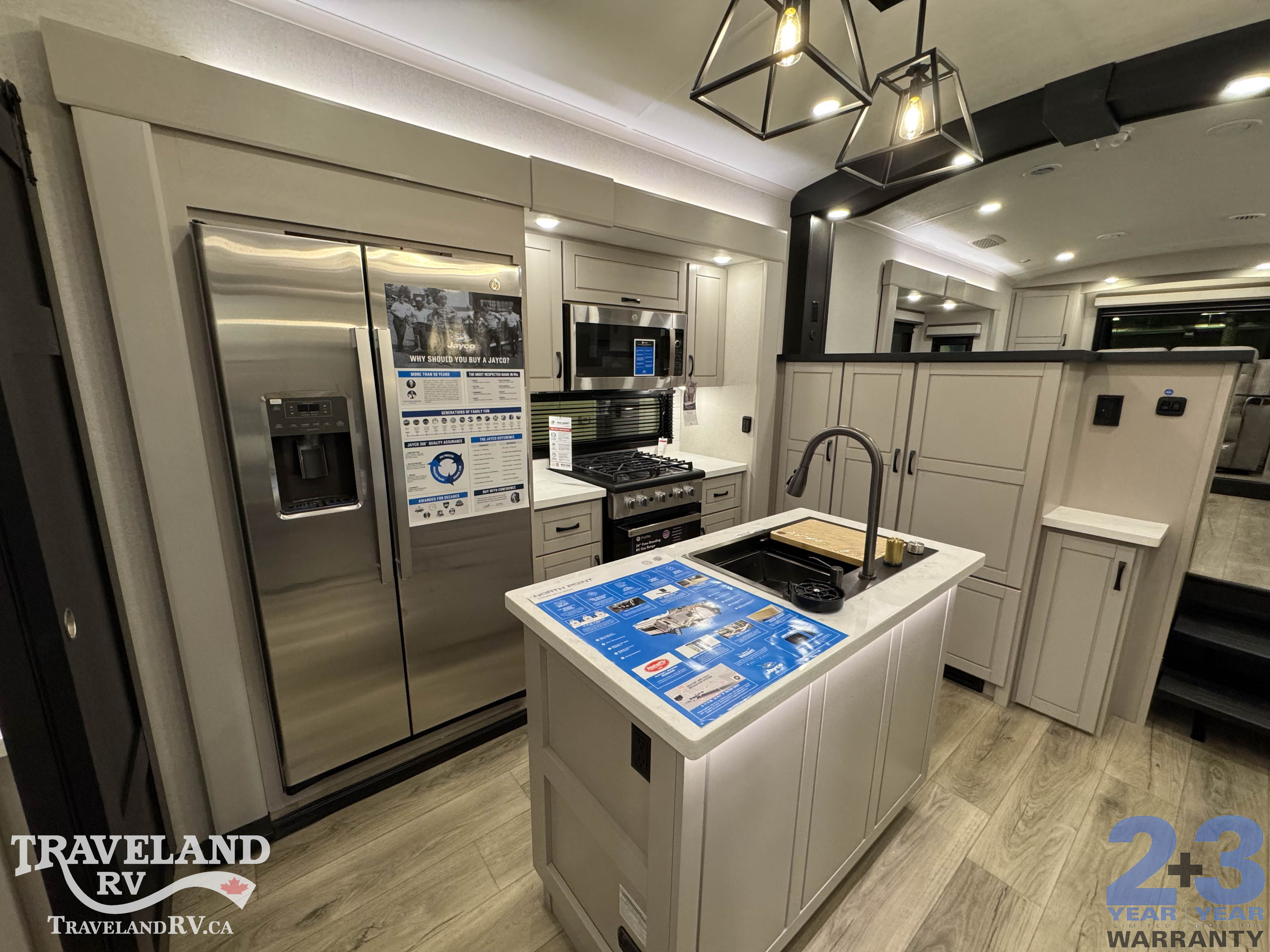 2026 Jayco North Point 382FLRB - Image 17