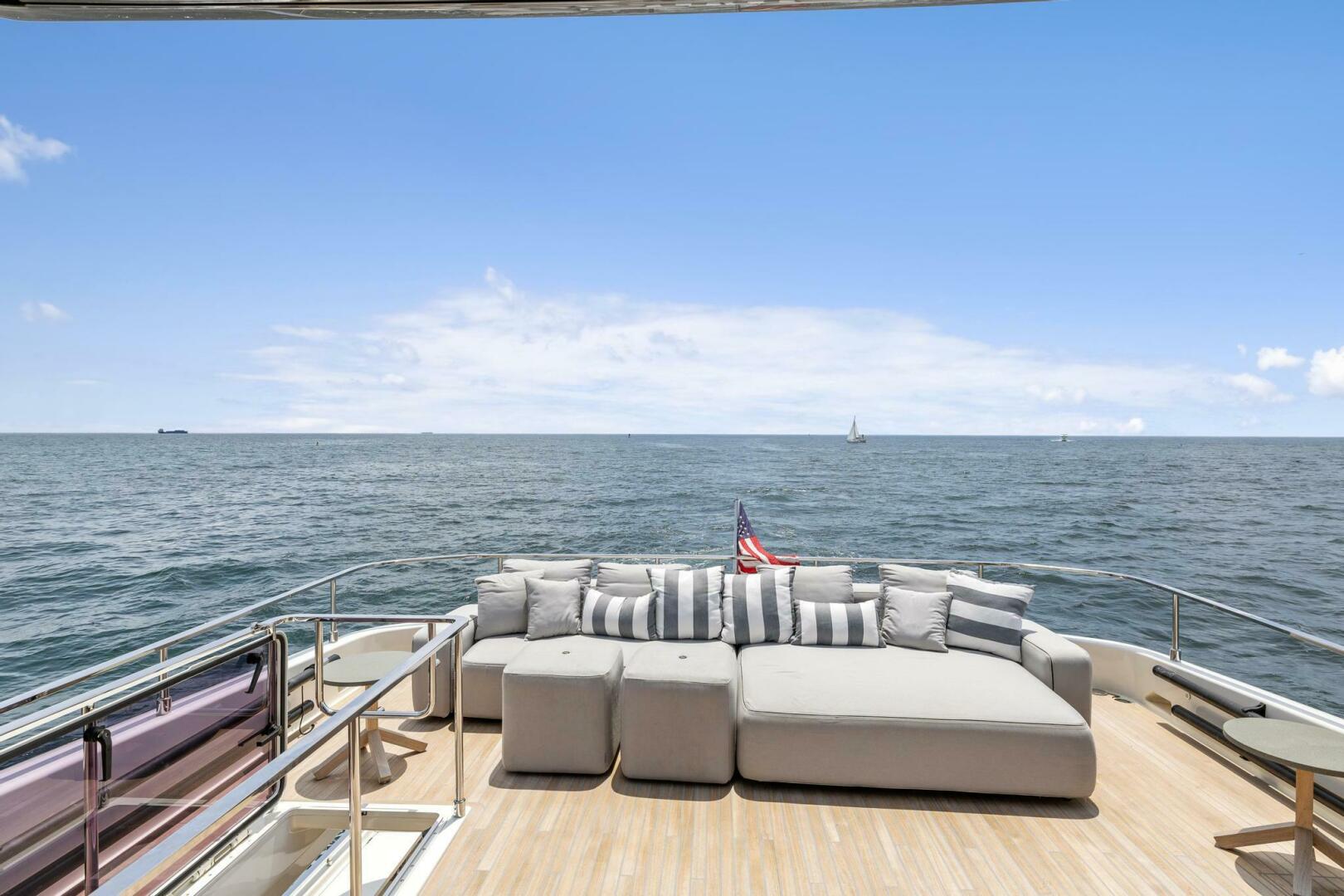 2021 Ferretti Yachts 850 - Image 28