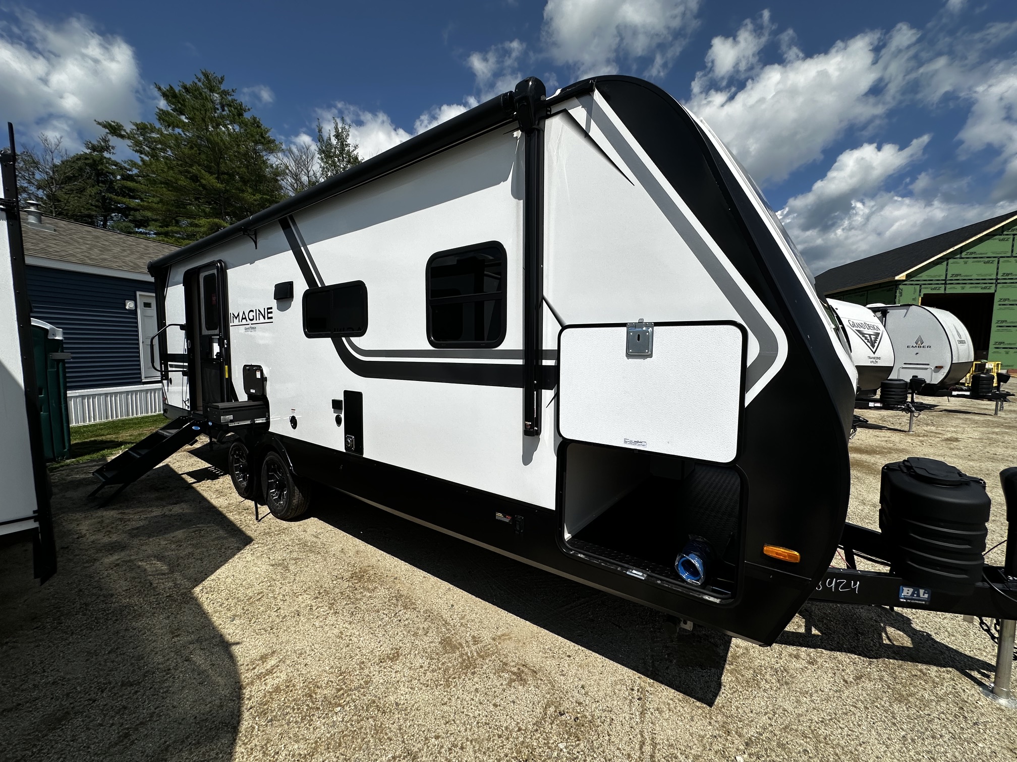 2027 Grand Design Imagine 2600RB - Image 6