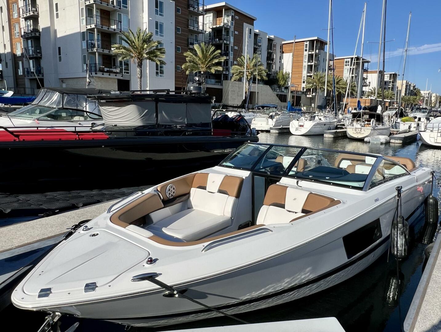 2019 Four Winns H290 - Image 2