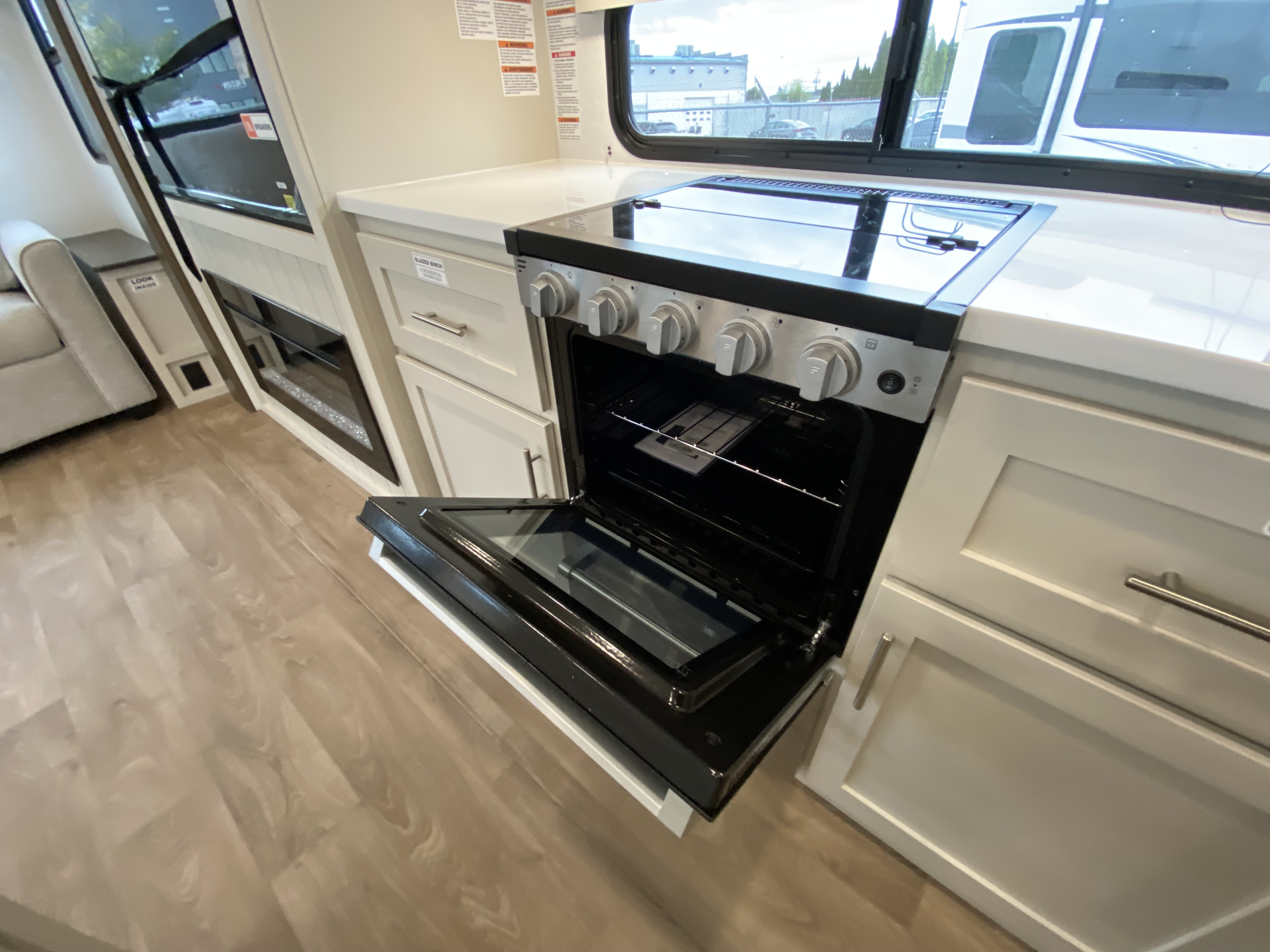 2027 Alliance RV Avenue 29RL - Image 19