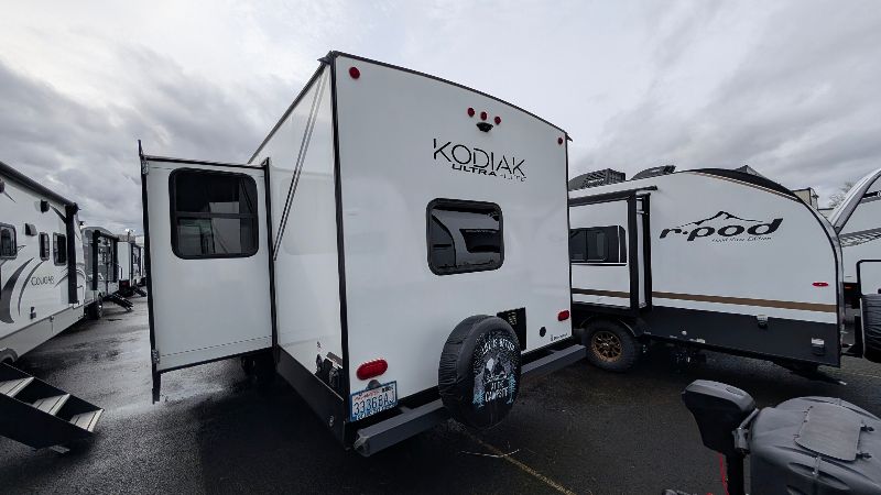 2022 Dutchmen Kodiak Ultra-Lite Ultra-Lite 296BHSL - Image 2