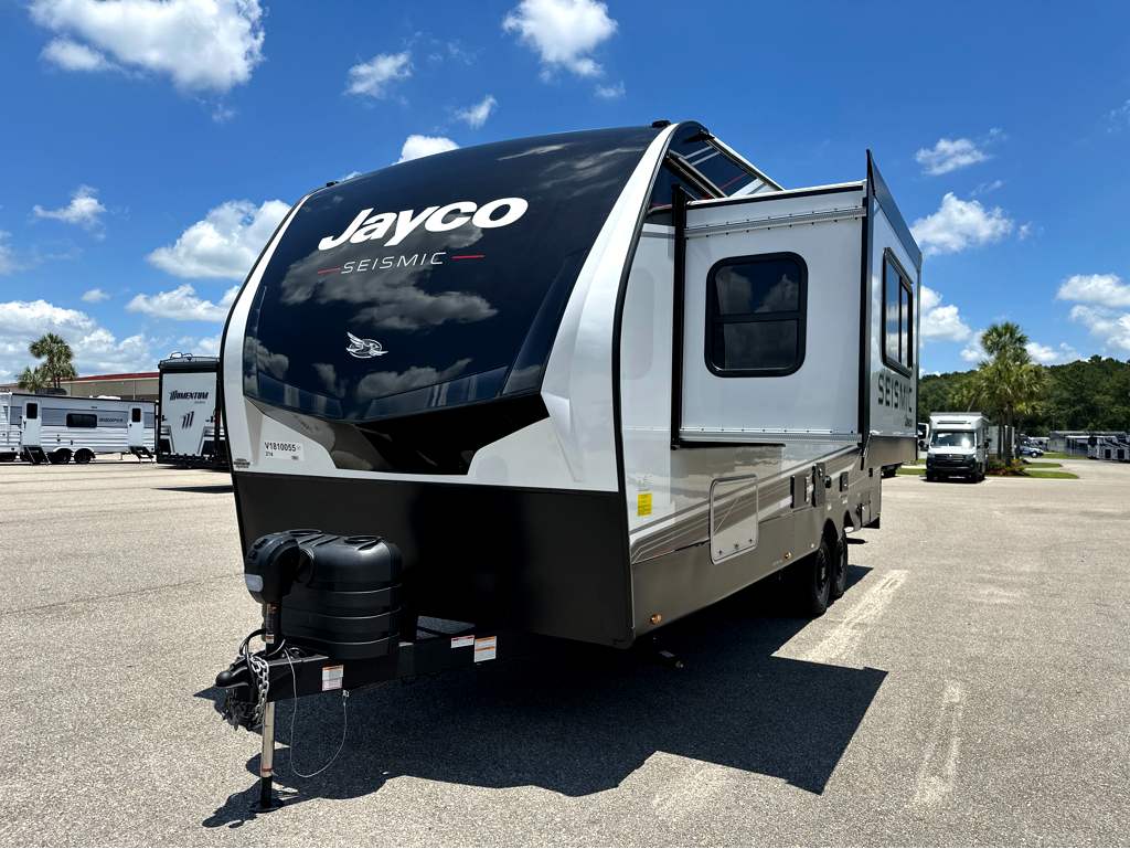 2027 JAYCO SEISMIC 214 - Image 2
